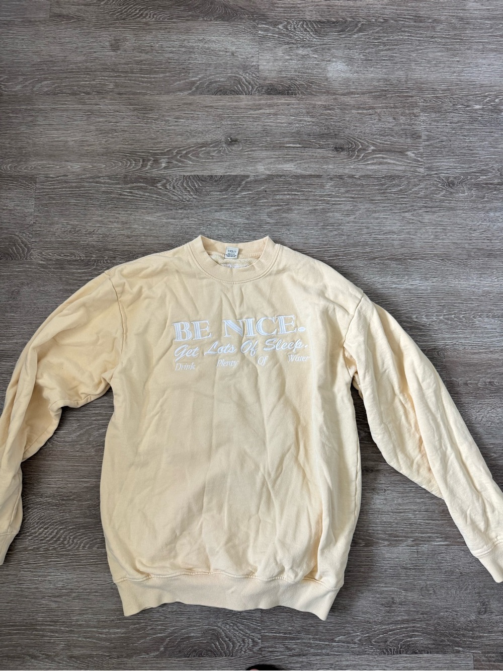 Sporty & Rich Be Nice Graphic Sweatshirt Cream Oversized Crewneck Size M - Picture 3 of 8